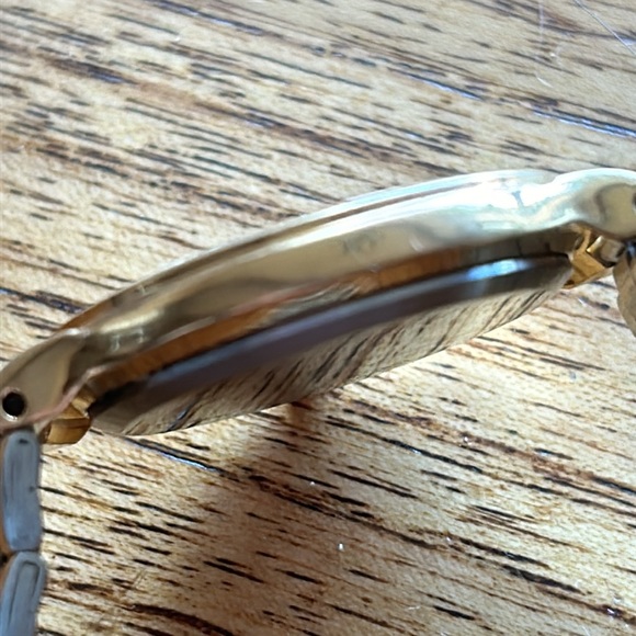 Lorus (Seiko) V501-6J10 Unisex Watch - Picture 9 of 11